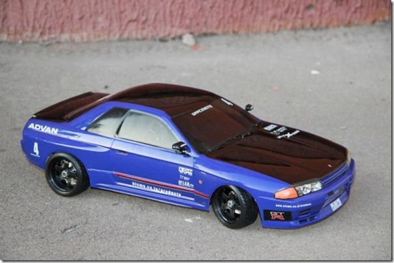 RC Nissan Skyline R32